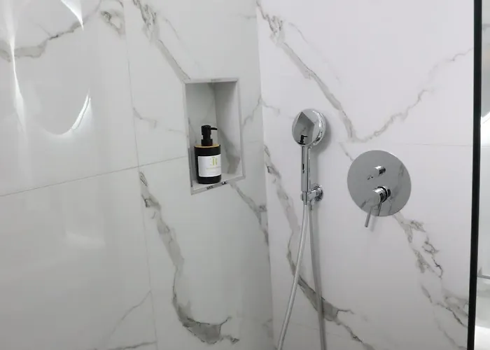 招待所 Elona's Krujë