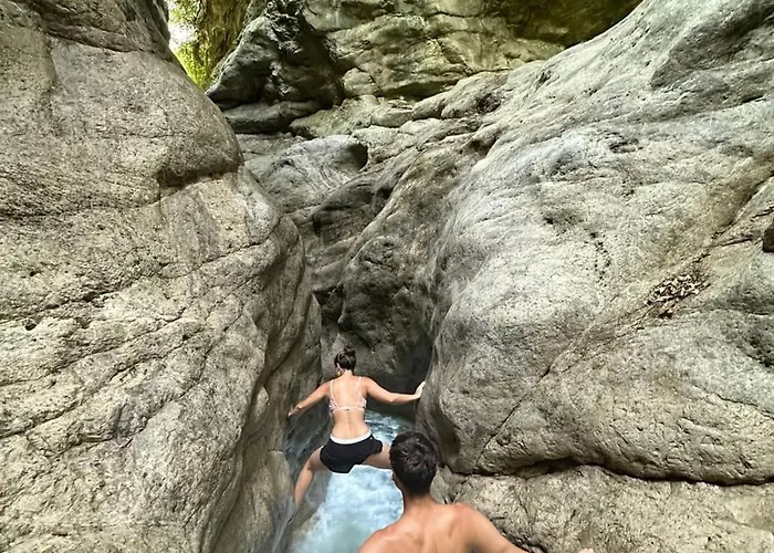 招待所 Elona's Krujë